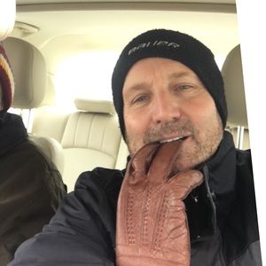 Meet your Posher, Guy